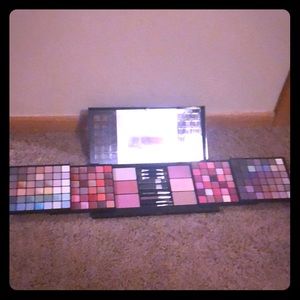 Sephora All-in-One Make-Up Kit